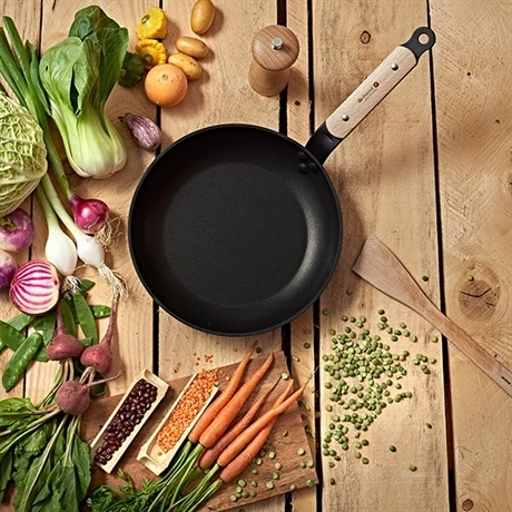 De Buyer Poêle 32 Cm Choc B Bois 2 De Buyer Poêle 32 Cm Choc B Bois – Image 2